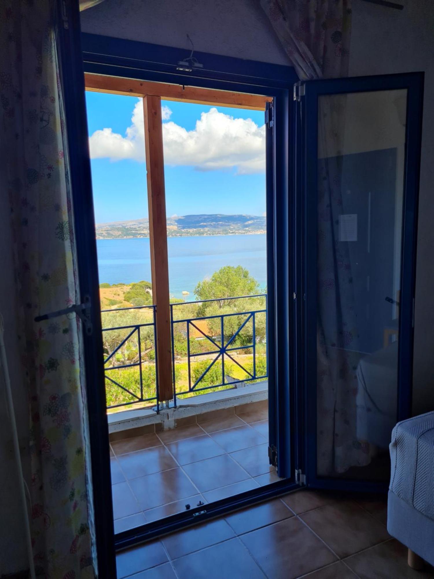 Metaxatos Apartments Argostoli  Pokoj fotografie